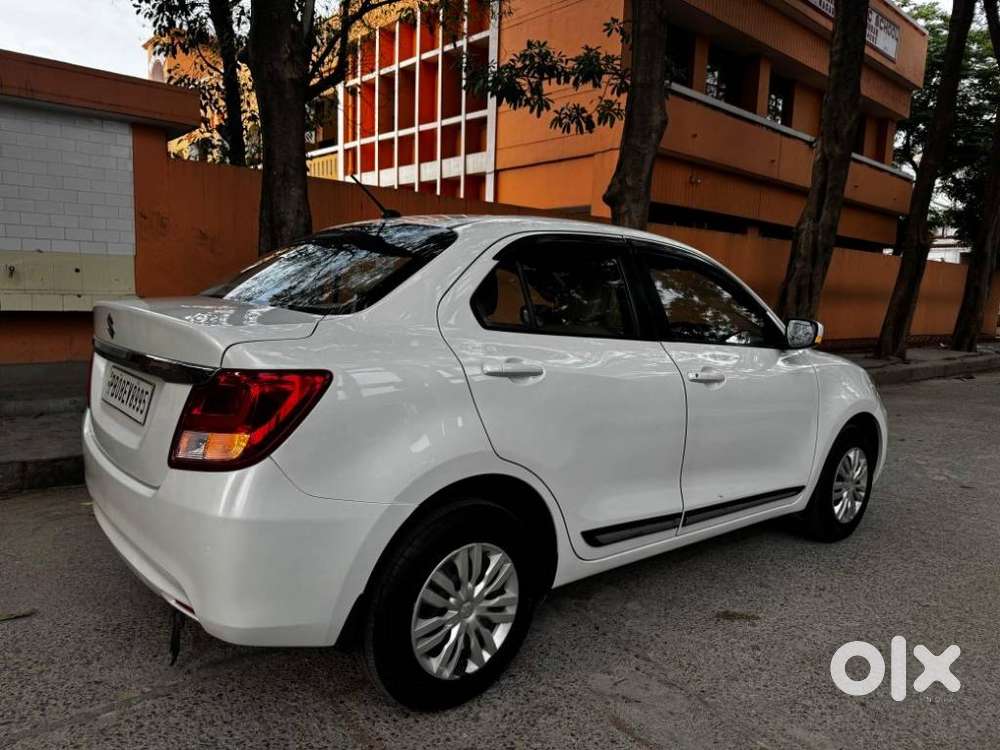 Maruti Suzuki Swift Dzire Vxi Optional, 2021, Petrol