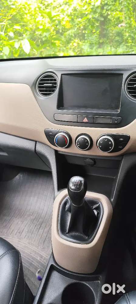 Hyundai Grand I10 Magna 2016 Petrol 2nd Owner