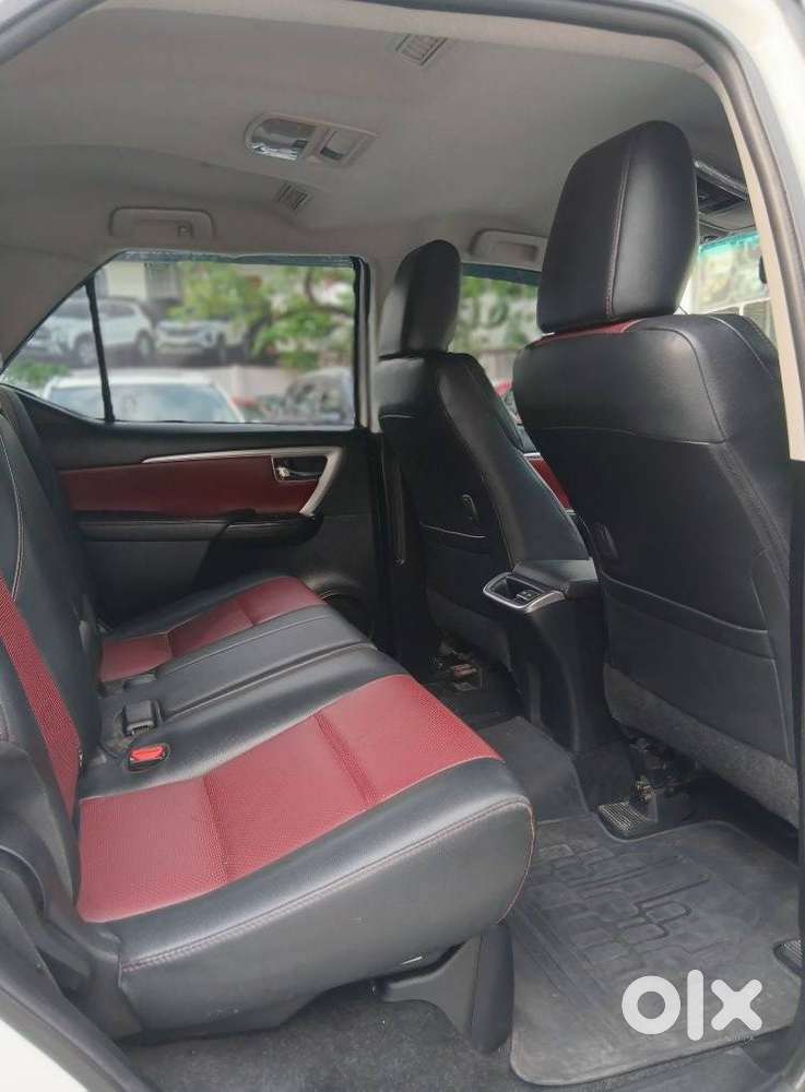 Toyota Fortuner Legender 4x2 At 2.8, 2022, Diesel