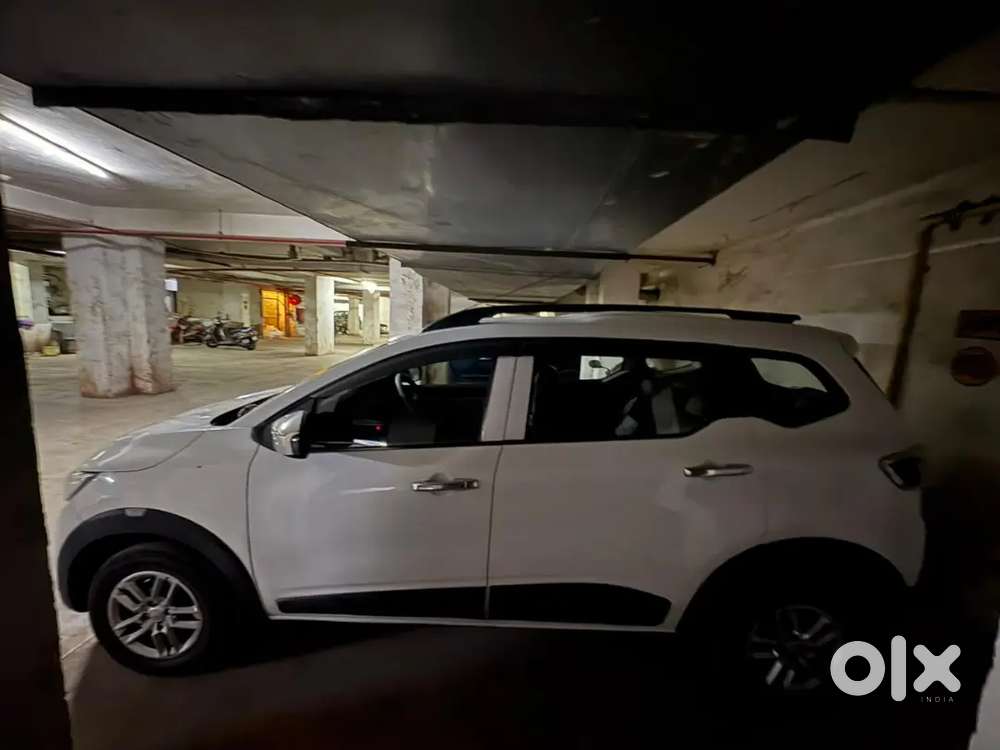 Renault Triber 2023 Petrol Well Maintained