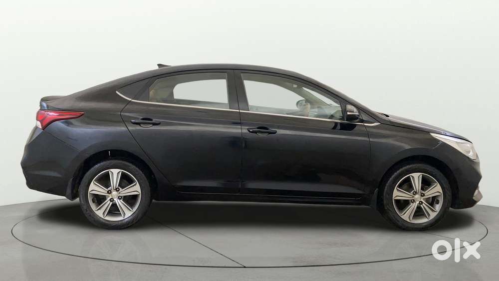 Hyundai Verna 1.6 Vtvt Sx, 2017, Petrol