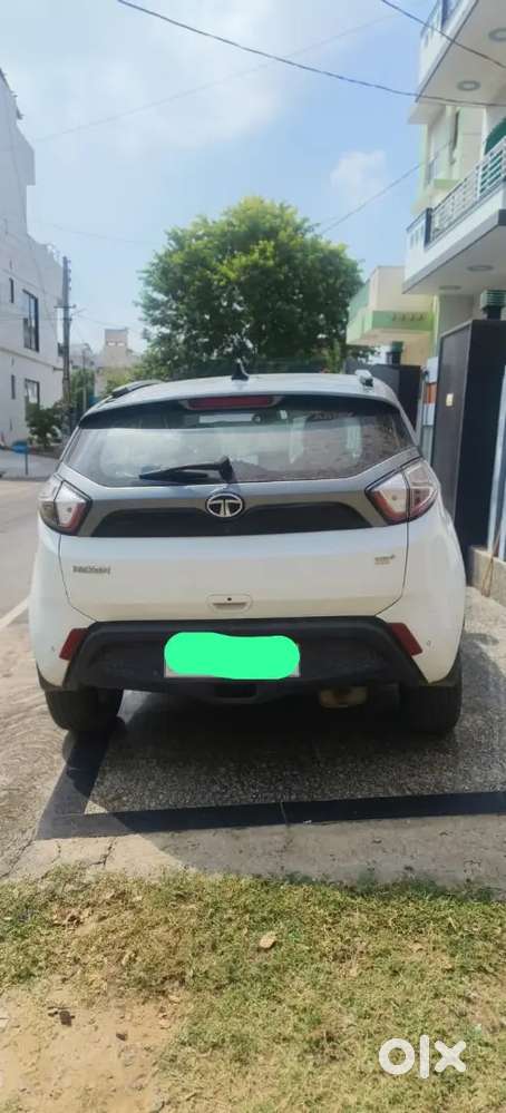 Tata Nexon 2018 Manual Petrol