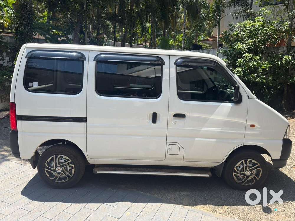 Maruti Suzuki Eeco 2024 Petrol 13560 Km Driven