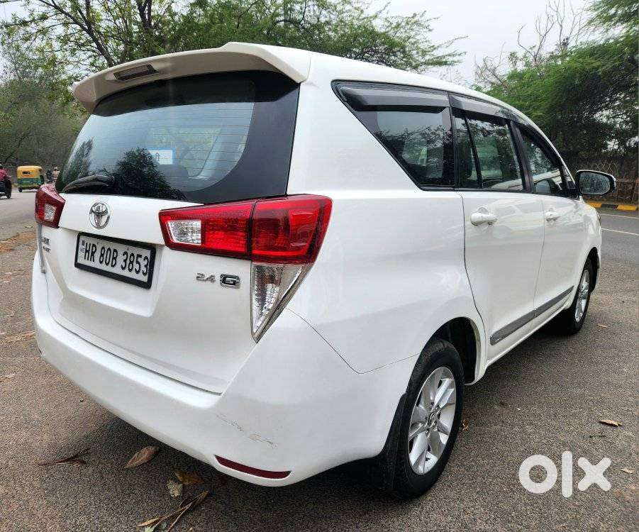 Toyota Innova Crysta 2.4 Gx Mt, 2017, Diesel