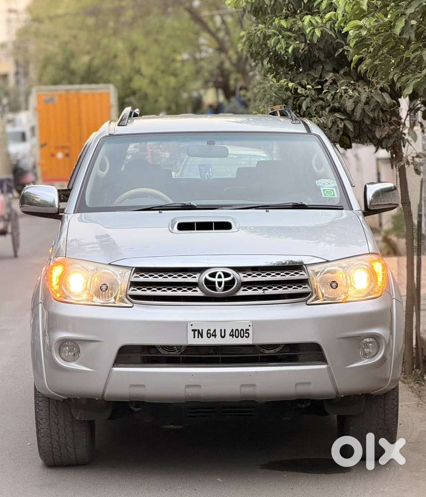 Toyota Fortuner 3.0 4x4 Manual, 2010, Diesel