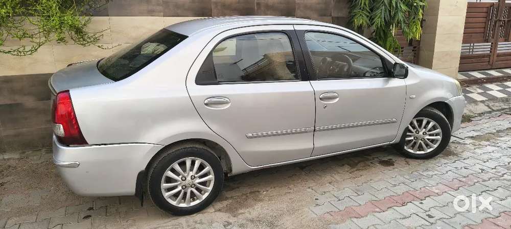 Toyota Etios 2011 Manual Petrol