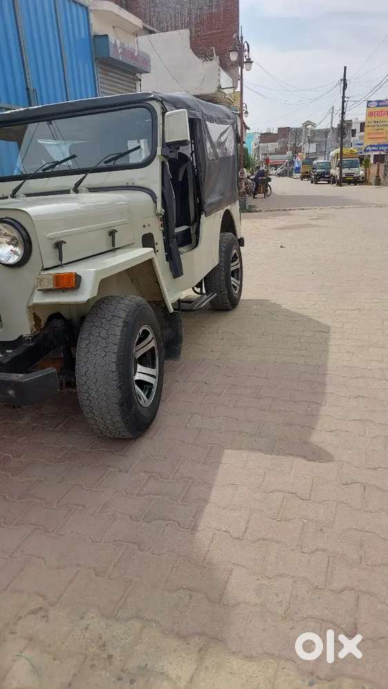 Mahindra Jeep 2002 Diesel Well Maintained
