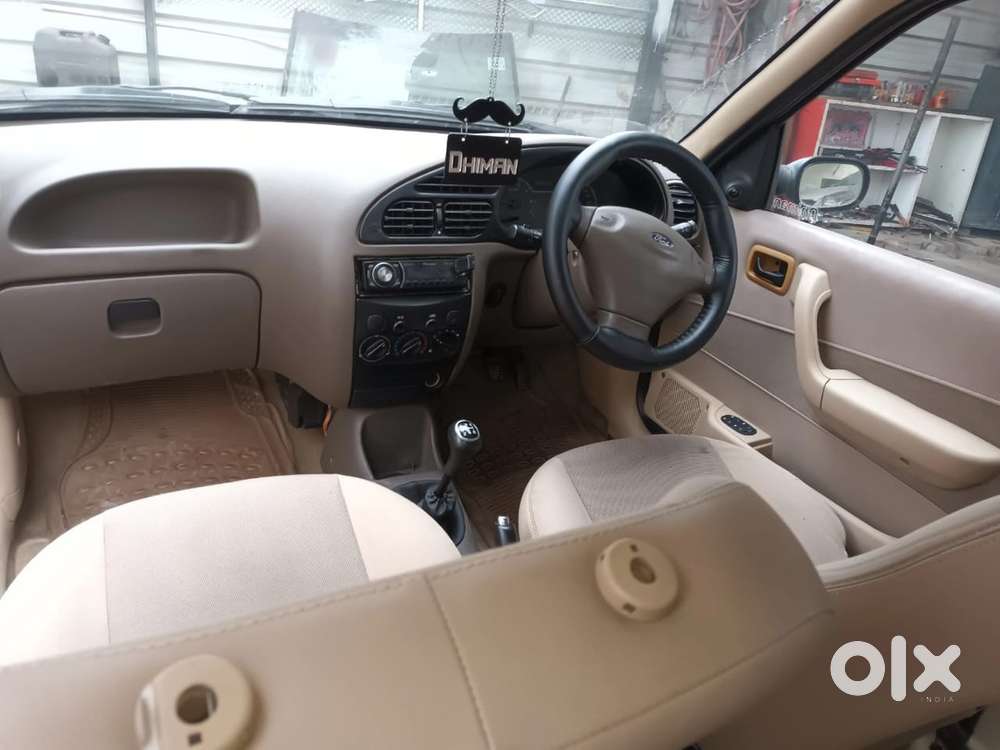 Ford Ikon Petrol 2009