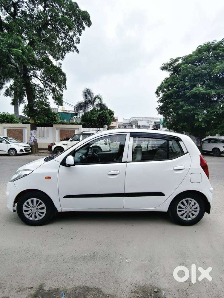 Hyundai I10 1.2 Kappa Sportz, 2015, Cng & Hybrids
