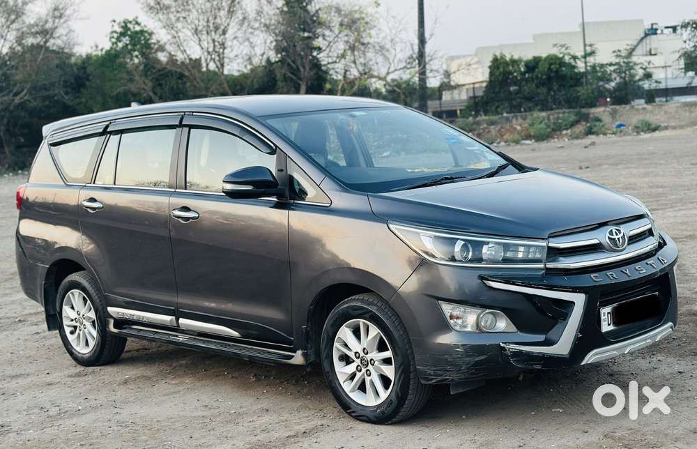 Toyota Innova Crysta 2.4 V, 2017, Diesel