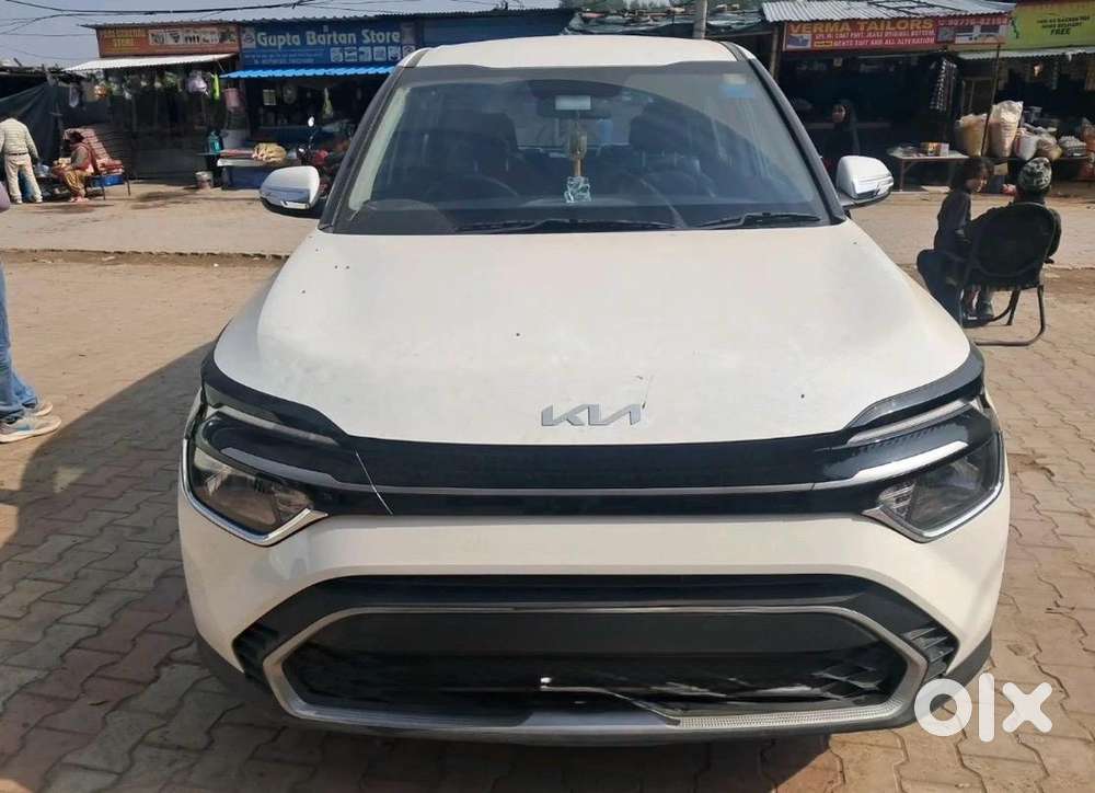 Kia Carens Petrol Manual 2024