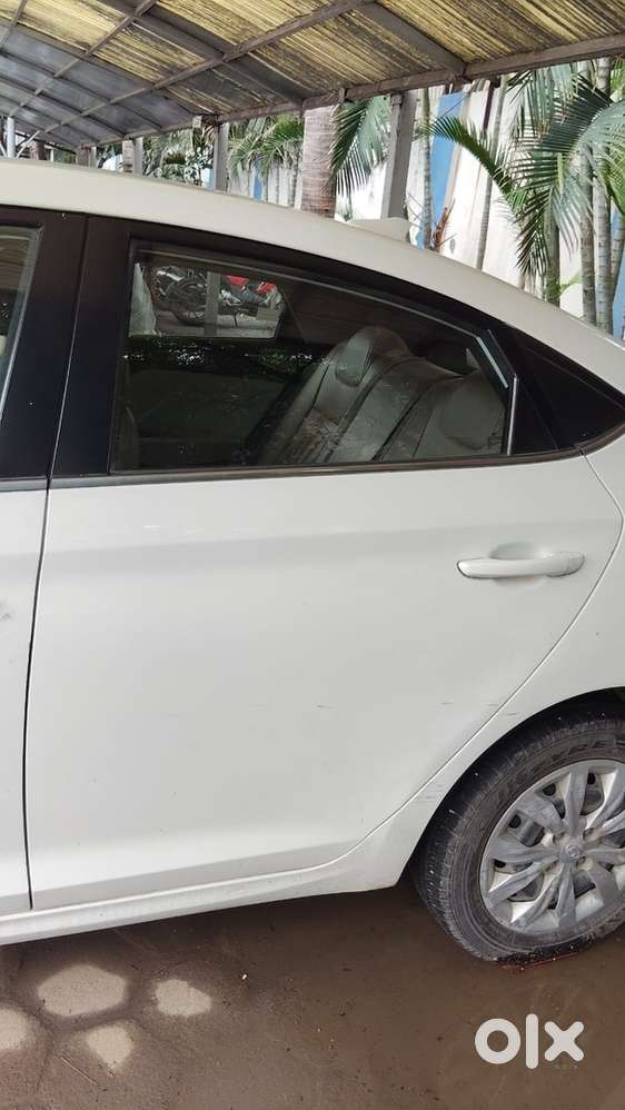 Hyundai Verna Petrol Manual 2018