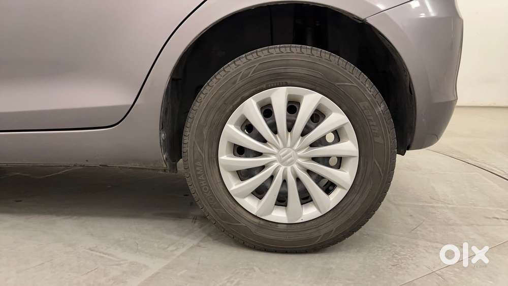Maruti Suzuki Swift Vvt Vxi, 2016, Petrol