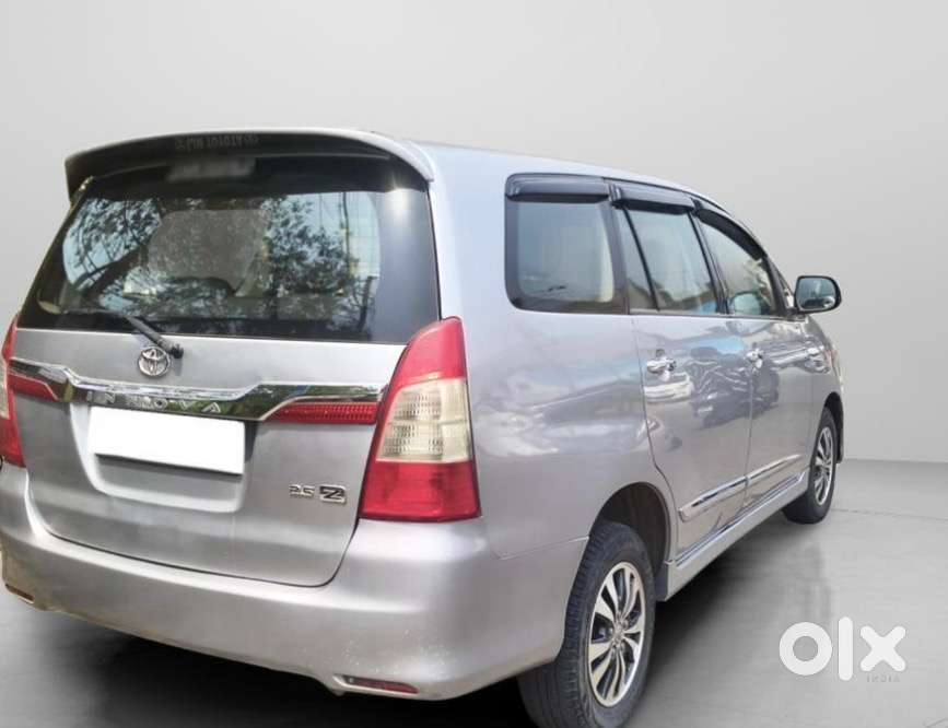 Toyota Innova Diesel 2015