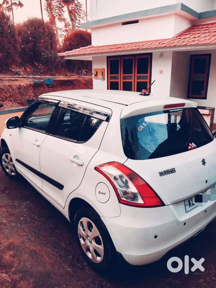Maruti Suzuki Swift 2013 Petrol Well Maintained,