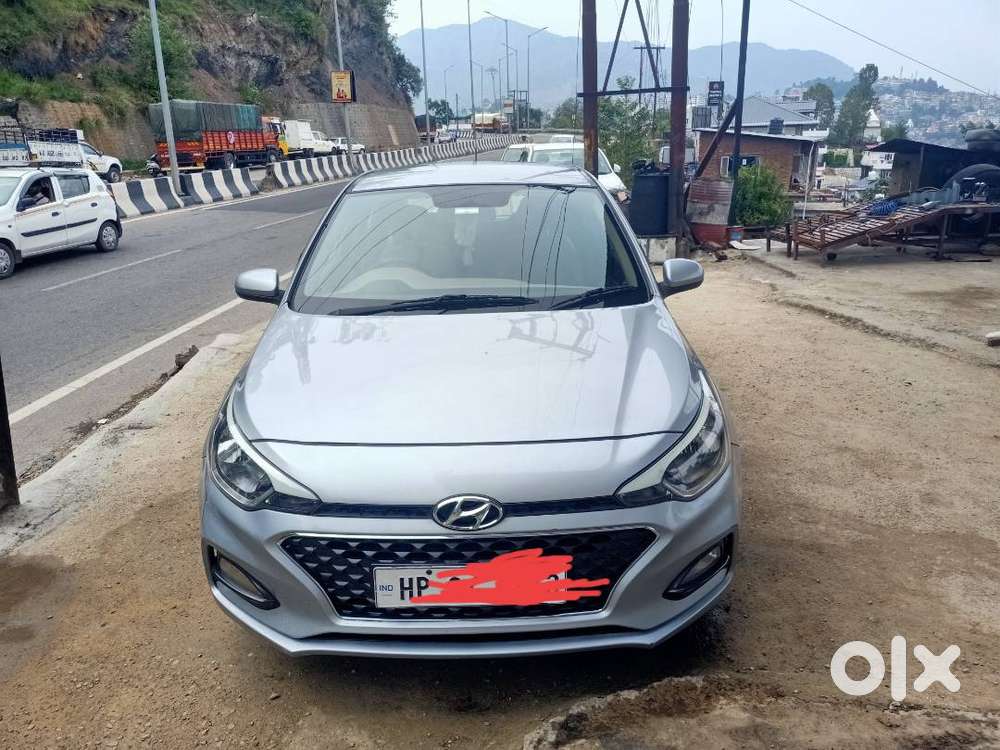 Hundai I20 2020 Model, Petrol 6 Years Of Age