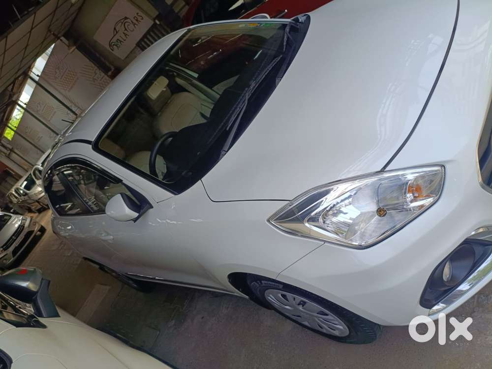 Maruti Suzuki Swift Dzire Vxi(o) Mt, 2022, Petrol