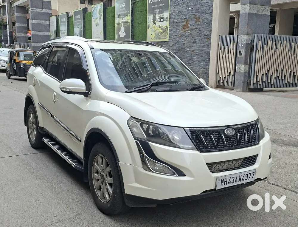 Mahindra Xuv500 W10 2015
