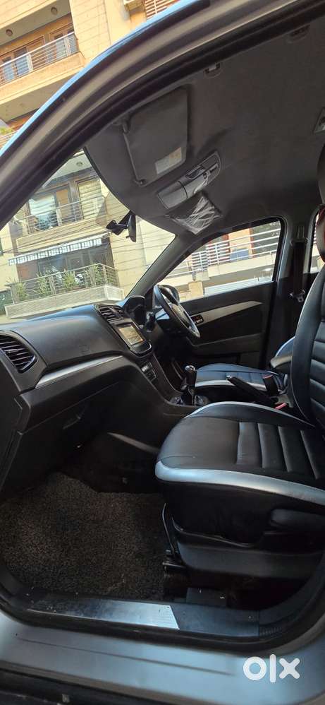 Maruti Suzuki Brezza Zdi+ Dual Tone, 2017, Diesel