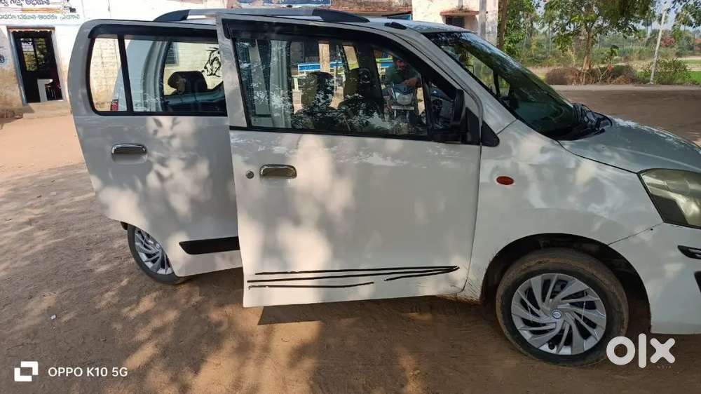 Maruti Suzuki Wagon R 2013 Petrol Well Maintained