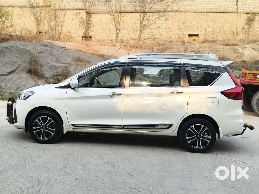 Maruti Suzuki Ertiga 1.5 Zxi Plus Shvs, 2022, Petrol