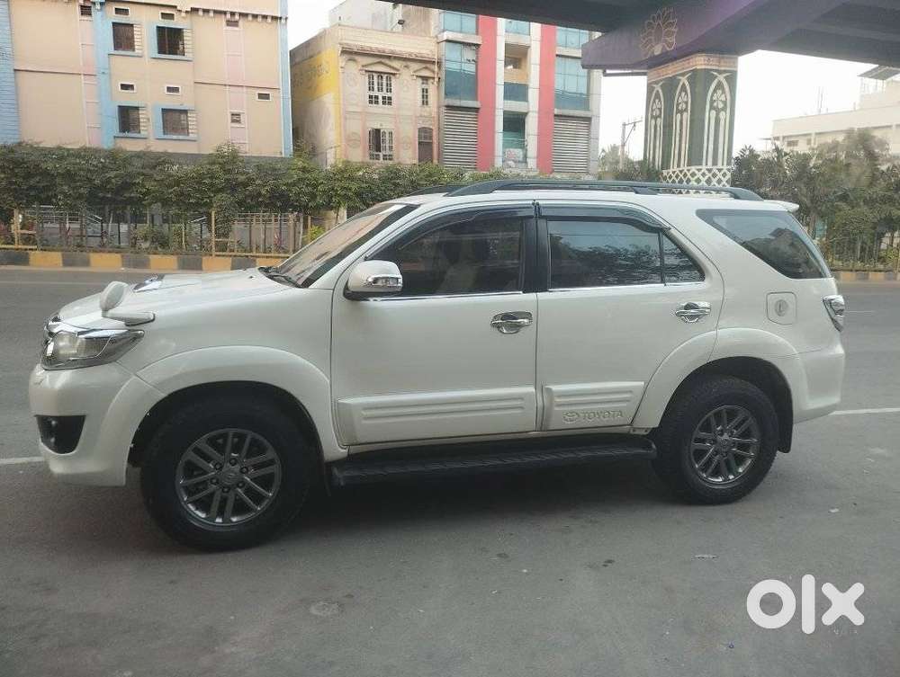Toyota Fortuner 3.0 4x4 Manual, 2013, Diesel