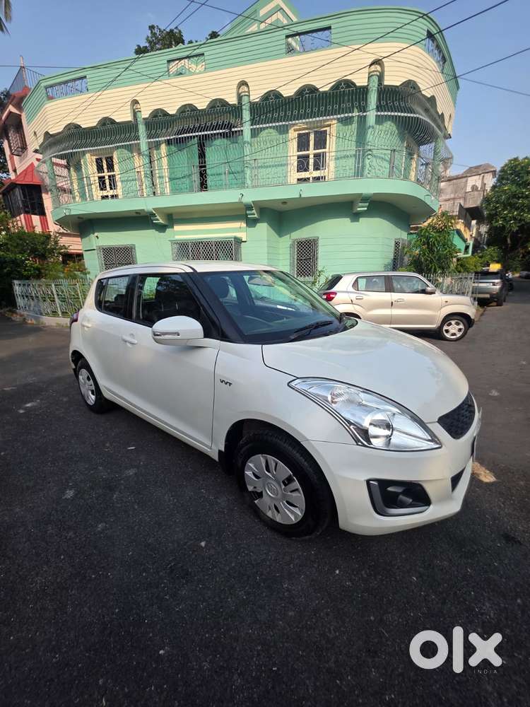 Maruti Suzuki Swift Vxi + Manual, 2015, Petrol