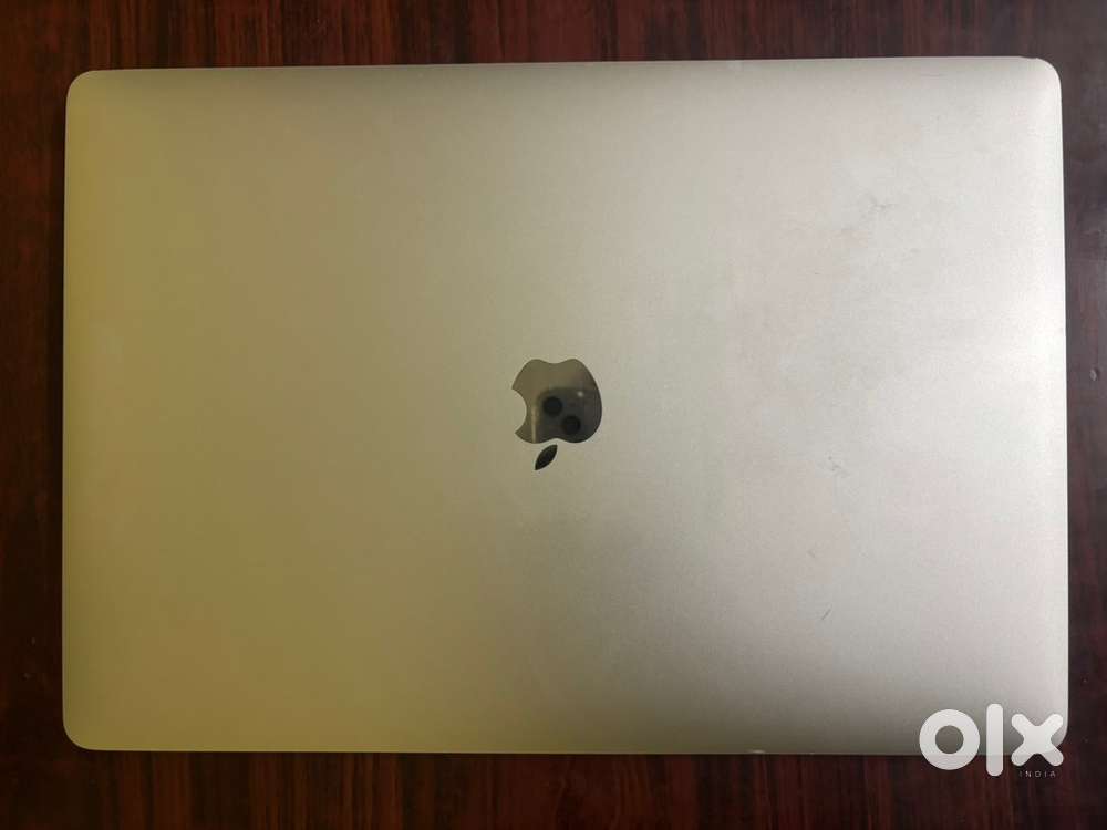 Apple macbook pro 15.4&rdquo; Retina(i7/16GB/512GB SSD/4GB Radeon pro GPU)