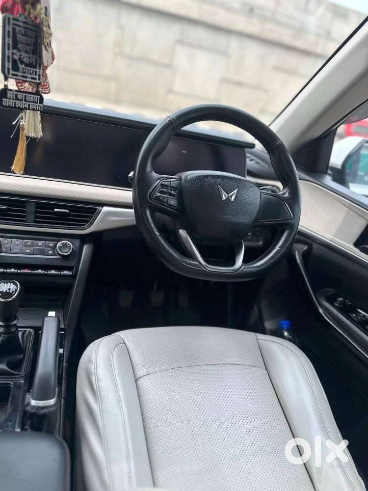 Mahindra Xuv700 2.2 Ax 5 Diesel Mt Str, 2023, Diesel