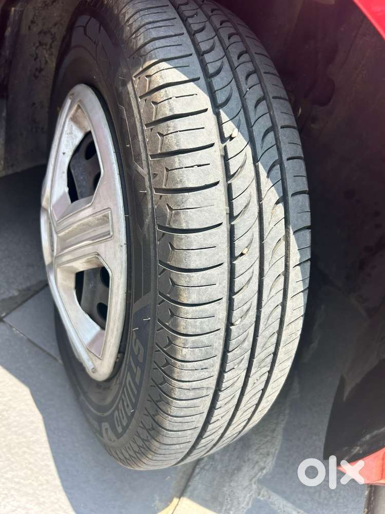 Tata Altroz 1.2 Xe, 2021, Petrol