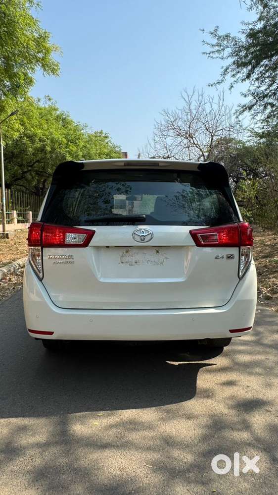 Toyota Innova Crysta 2.8 Zx At, 2022, Diesel