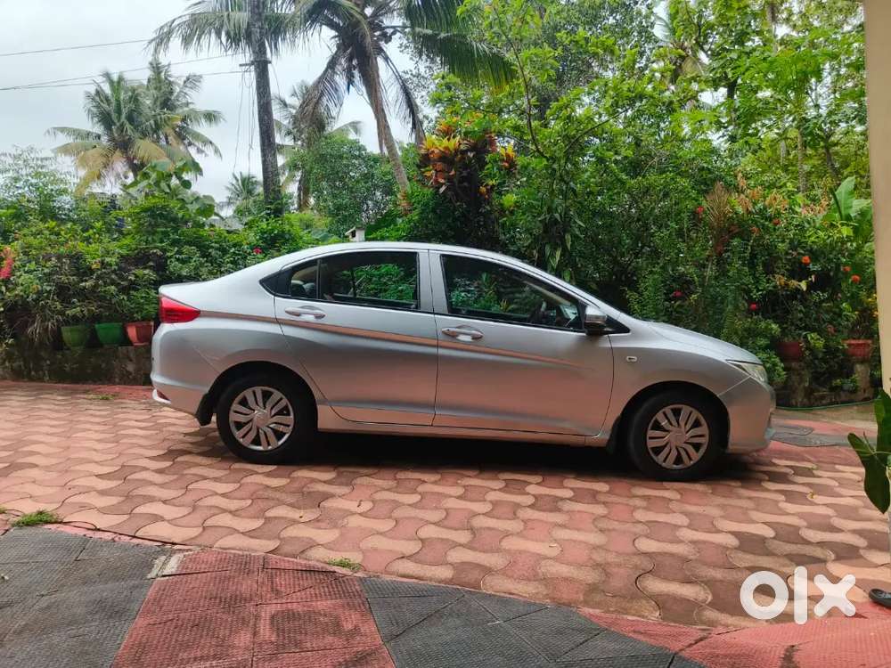 Honda City 2015 Petrol Well Maintained Vechile