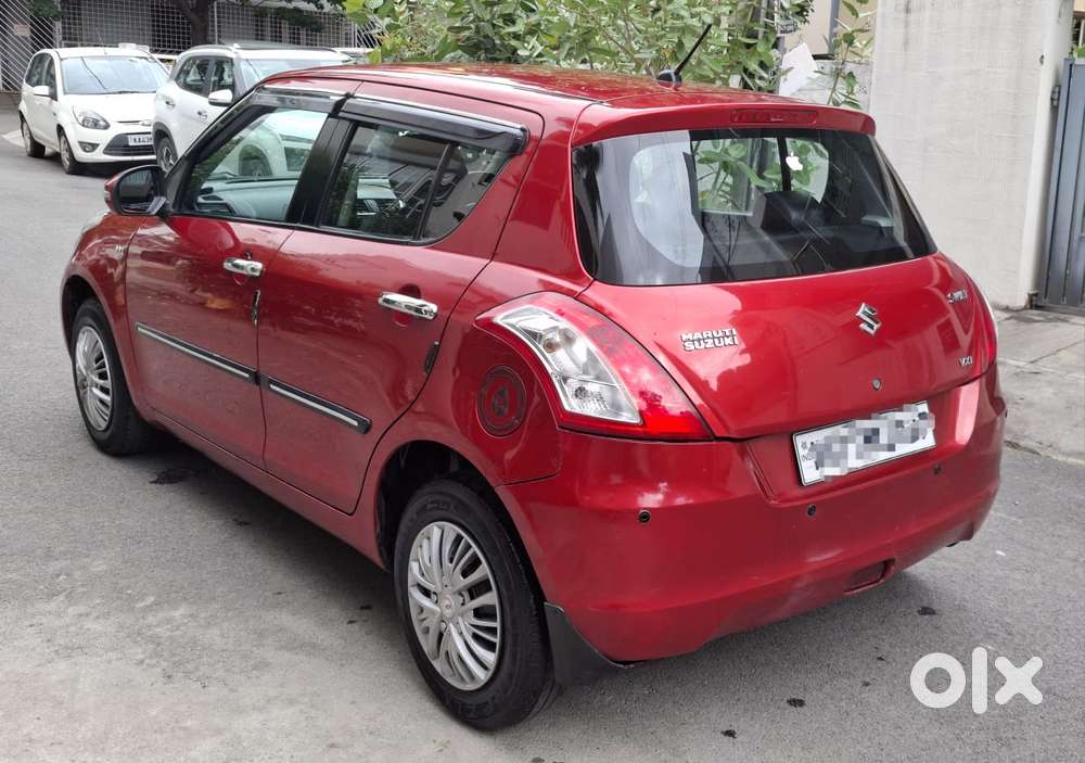 Maruti Suzuki Swift Vxi With Abs, 2013, Petrol