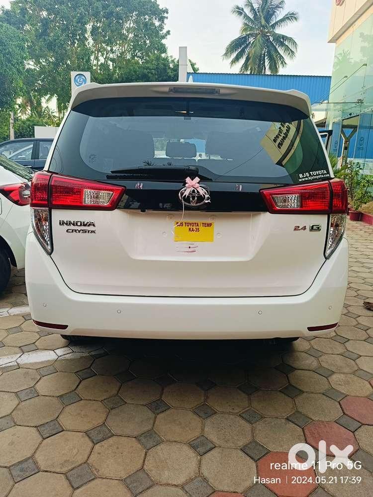 Toyota Innova Crysta Diesel 2025