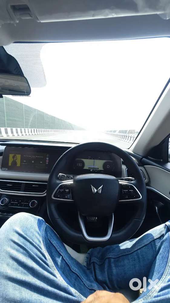 Mahindra Xuv700 2023 Diesel Good Condition Vip Number 786