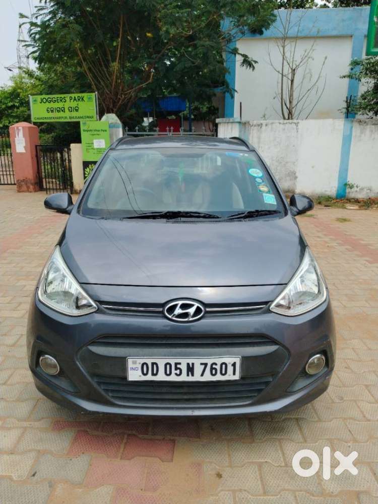 Hyundai Grand I10 Asta 1.1 Crdi (o), 2015, Petrol