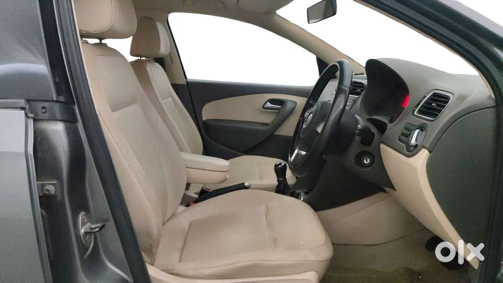Volkswagen Vento 2010-2013 Petrol Highline, 2013, Petrol