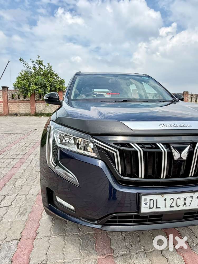 Mahindra Xuv700 2.0 Ax 5 Petrol Mt Str, 2024, Petrol