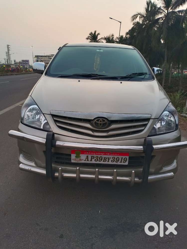 Toyota Innova 2.5 G (diesel) 7 Seater, 2010, Diesel