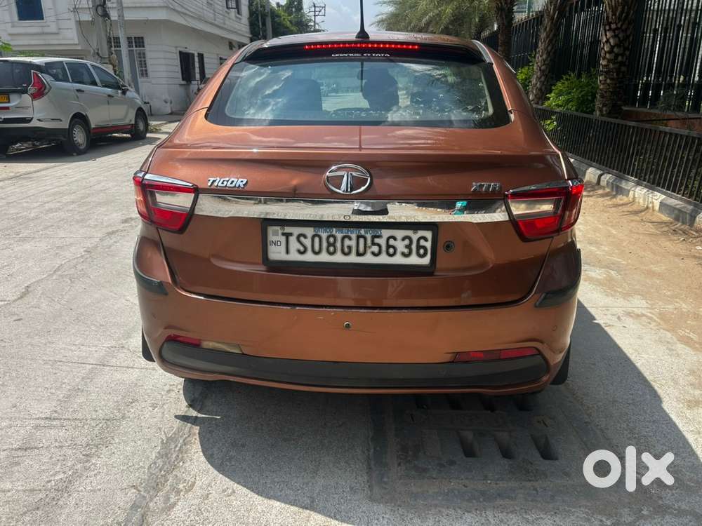 Tata Tigor Petrol 2017