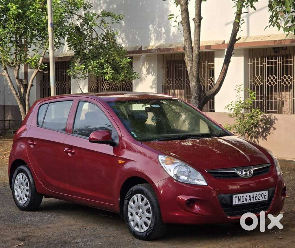 Hyundai I20 Magna, 2011, Petrol