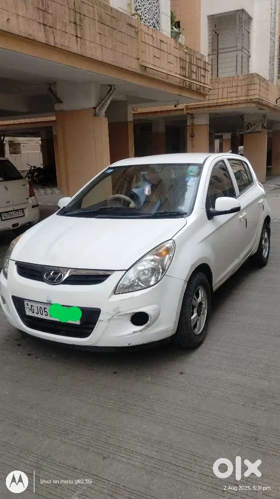 Hyundai I20 1.2 Asta 2011 ધર-ધરાવ ગાડી છે