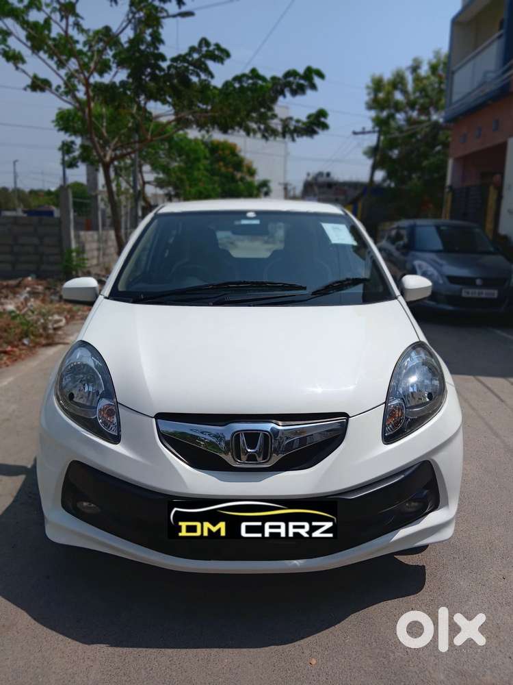 Honda Brio V Automatic, 2013, Petrol