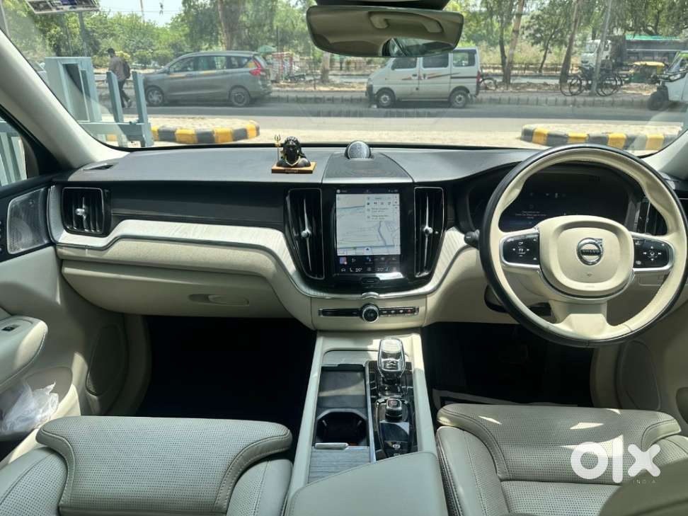 Volvo Xc60 2.0 B5 Ultimate, 2024, Petrol