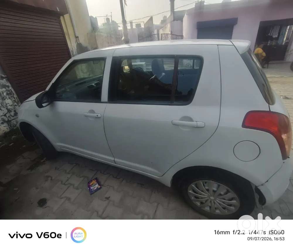 Maruti Suzuki Swift 1.2 2011