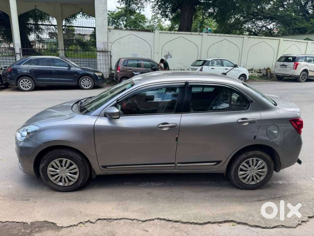 Maruti Suzuki Dzire 1.2 Vxi, 2023, Petrol