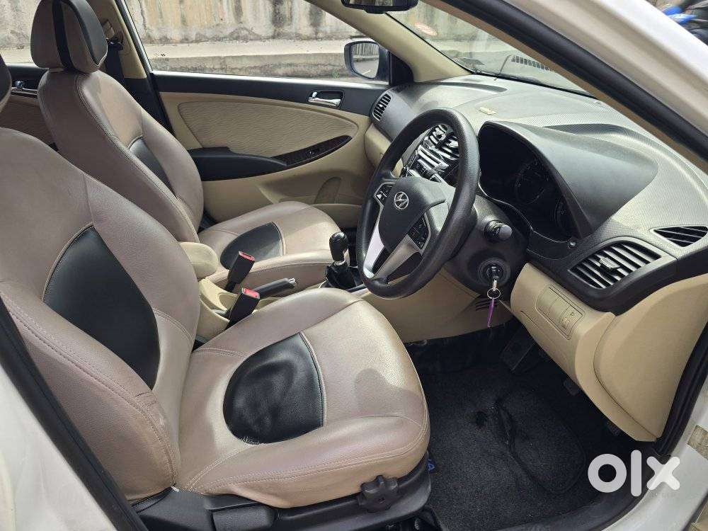 Hyundai Verna Fluidic 1.6 Vtvt Sx, 2014, Petrol
