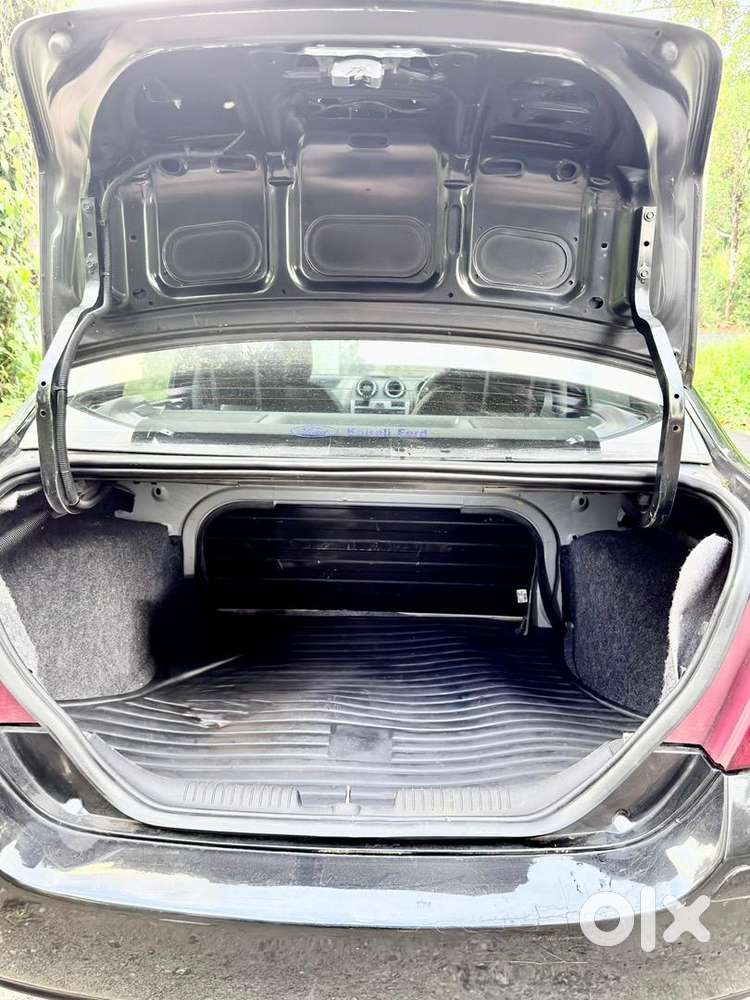 Ford Fiesta Sxi Petrol 2008 With Abs Topend