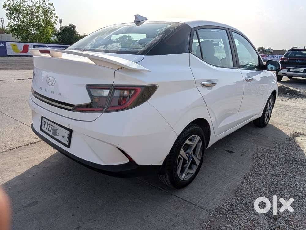 Hyundai Aura 1.2 Sx Cng, 2024, Cng & Hybrids