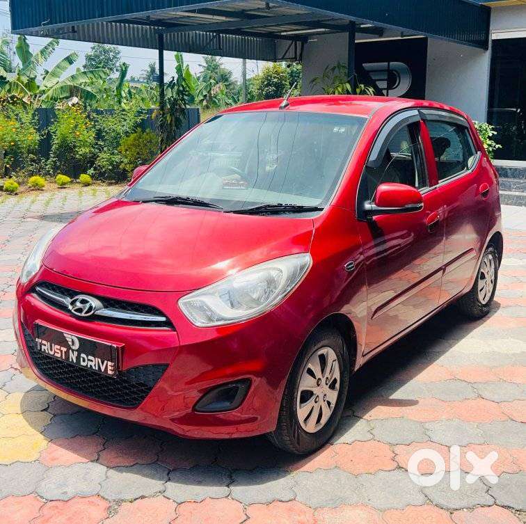Hyundai I10 Sportz, 2012, Petrol